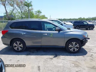 2019 Nissan Pathfinder SV z VIN 5N1DR2MN2KC595357, wystawiony jako IAAI lot #42285053 z przebiegiem 131 129 mil mil oraz . Historia ofert i sprzedaży dostępna na DreamBid. Obrazek 14.