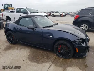 2024 Mazda MX-5 Miata Club with VIN JM1NDAC70R0607327, listed as a Copart auction lot 50199935 with 2,485 mi miles and Salvage Title. Bid and sale history available at carsss.com. Image 4.