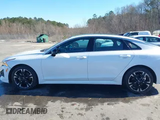 2022 Kia K5 GT-Line with VIN 5XXG64J2XNG105154, listed as a IAAI auction lot 41332426 with 102,217 mi miles. Bid and sale history available at carsss.com. Image 14.