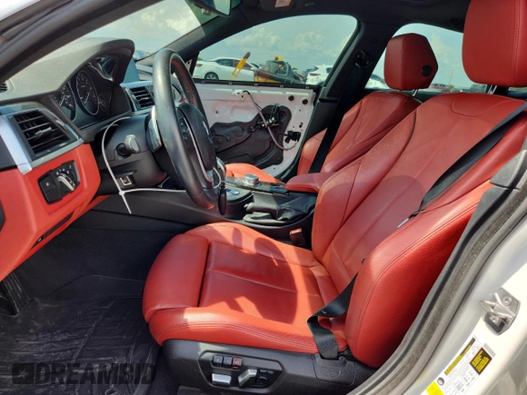 2019 BMW 4 Series 430i z VIN WBA4J1C53KBM17256, wystawiony jako Copart lot #58202195 z przebiegiem 69 442 mil mil oraz Szkoda całkowita • Salvage title. Historia ofert i sprzedaży dostępna na DreamBid. Obrazek 7.