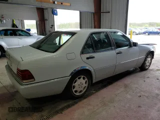 1992 Mercedes-Benz S 320 z VIN WDBGA32E4NA019320, wystawiony jako Copart lot #55062305 z przebiegiem 163 212 mil mil oraz Szkoda całkowita • Salvage title. Historia ofert i sprzedaży dostępna na DreamBid. Obrazek 3.