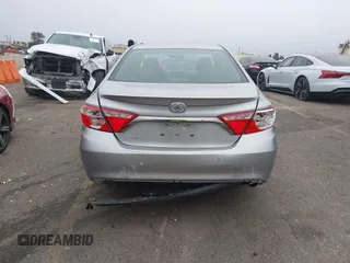 2015 Toyota Camry XLE z VIN 4T1BF1FK2FU484448, wystawiony jako IAAI lot #41798583 z przebiegiem 84 985 mil mil oraz . Historia ofert i sprzedaży dostępna na DreamBid. Obrazek 16.
