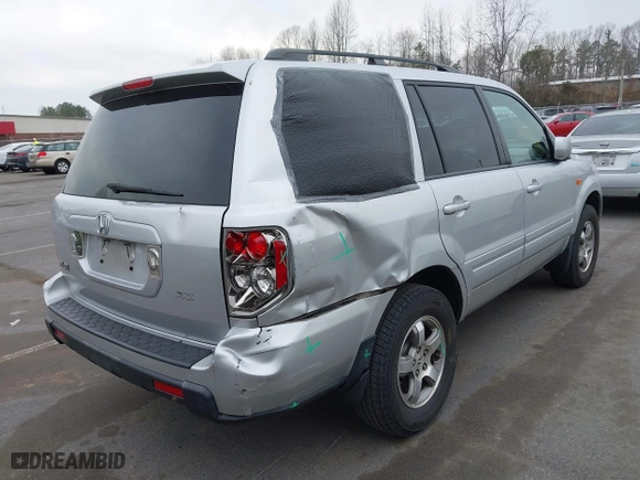 2008 Honda Pilot EX-L with VIN 5FNYF285X8B000937, listed as a IAAI auction lot 41793140 with 205,103 mi miles. Bid and sale history available at carsss.com. Image 4.
