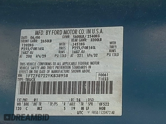 2000 Ford F-150 XL with VIN 1FTZF0722YKB38958, listed as a IAAI auction lot 42050827 with 235,315 mi miles. Bid and sale history available at carsss.com. Image 9.