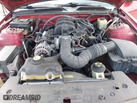 2007 Ford Mustang Deluxe with VIN 1ZVFT80N375240875, listed as a IAAI auction lot 41924554 with 161,726 mi miles. Bid and sale history available at carsss.com. Image 10.
