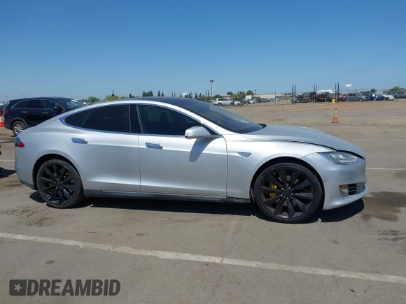 2013 Tesla Model S with VIN 5YJSA1CN5DFP11381, listed as a IAAI auction lot 42087803 with 146,818 mi miles and . Bid and sale history available at DreamBid. Image 12.
