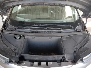 2015 BMW i3 z VIN WBY1Z4C56FV502952, wystawiony jako Copart lot #54003965 z przebiegiem 104 615 mil mil oraz Czysty tytuł • Clean title. Historia ofert i sprzedaży dostępna na DreamBid. Obrazek 11.