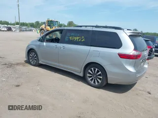 2020 Toyota Sienna XLE Auto Access Seat with VIN 5TDYZ3DC8LS029598, listed as a IAAI auction lot 42141922 with 47,347 mi miles and . Bid and sale history available at DreamBid. Image 3.