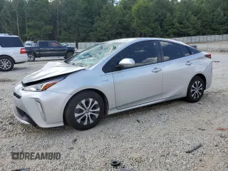 2021 Toyota Prius LE with VIN JTDL9MFU0M3030950, listed as a Copart auction lot 64421325 with 46,235 mi miles and Salvage title. Bid and sale history available at DreamBid. Image 1.