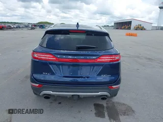 2017 Lincoln MKC Reserve with VIN 5LMTJ3DH0HUL27796, listed as a IAAI auction lot 42469998 with 126,487 mi miles and . Bid and sale history available at DreamBid. Image 16.