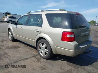 2005 Ford Freestyle Limited with VIN 1FMDK06105GA16446, listed as a IAAI auction lot 42077303 with 1 mi miles. Bid and sale history available at carsss.com. Image 3.