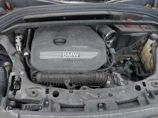2020 BMW X2 xDrive28i with VIN WBXYJ1C02L5R71755, listed as a IAAI auction lot 41957012 with 69,997 mi miles. Bid and sale history available at carsss.com. Image 10.