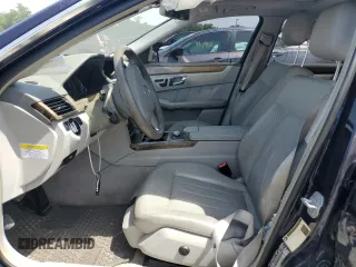 2011 Mercedes-Benz E 550 Luxury with VIN WDDHF9AB2BA310465, listed as a Copart auction lot 53798105 with 158,173 mi miles and Salvage Title. Bid and sale history available at DreamBid. Image 7.