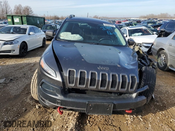 2014 Jeep Cherokee Trailhawk with VIN 1C4PJMBS5EW160669, listed as a Copart auction lot 82000703 with Not provided miles and Salvage title. Bid and sale history available at DreamBid. Image 5.