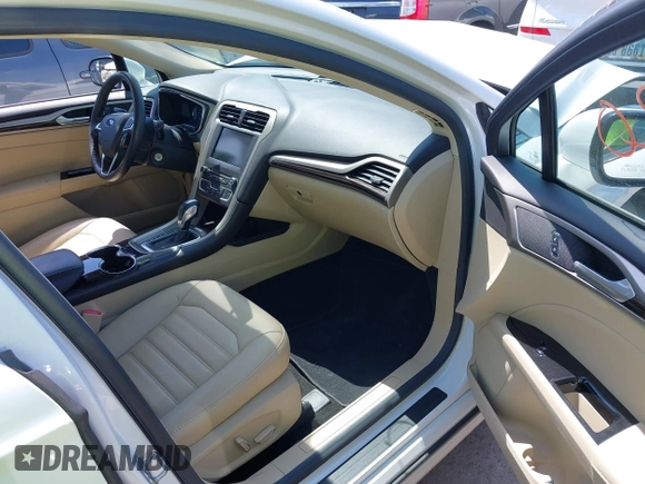 2016 Ford Fusion SE with VIN 3FA6P0HD1GR274241, listed as a IAAI auction lot 42113320 with 103,870 mi miles and . Bid and sale history available at DreamBid. Image 5.