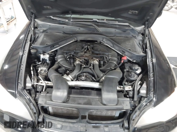 2012 BMW X5 50i with VIN 5UXZV8C50CL425721, listed as a IAAI auction lot 42590676 with 192,355 mi miles and . Bid and sale history available at DreamBid. Image 10.