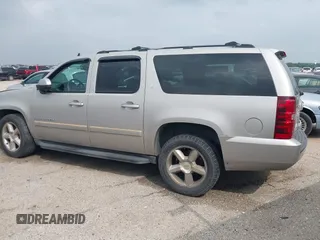 2007 Chevrolet Suburban LTZ with VIN 3GNFC16057G181463, listed as a IAAI auction lot 41862403 with 1 mi miles. Bid and sale history available at carsss.com. Image 3.