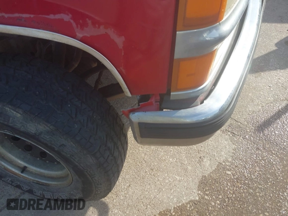 1995 Chevrolet Silverado 1500 with VIN 2GCEK19K4S1255333, listed as a IAAI auction lot 41970732 with 391,026 mi miles and . Bid and sale history available at DreamBid. Image 6.
