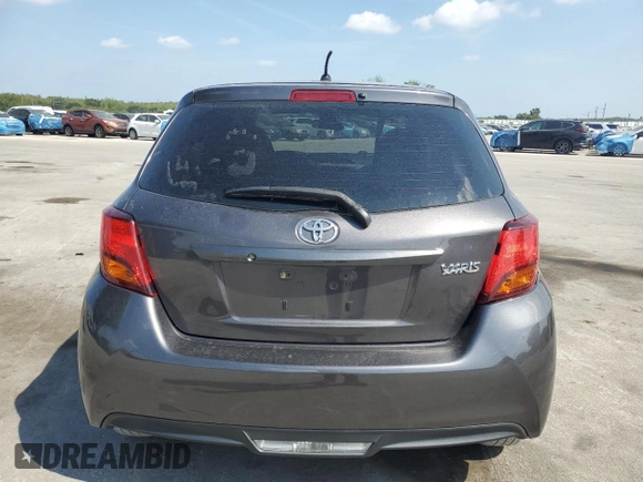 2017 Toyota Yaris L z VIN VNKKTUD31HA078456, wystawiony jako Copart lot #57852035 z przebiegiem 84 263 mil mil oraz Szkoda całkowita • Salvage title. Historia ofert i sprzedaży dostępna na DreamBid. Obrazek 6.
