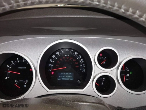 2008 Toyota Tundra LTD with VIN 5TBEV58198S476301, listed as a IAAI auction lot 41528085 with 230,233 mi miles. Bid and sale history available at carsss.com. Image 7.