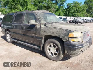 2003 GMC Yukon XL Denali with VIN 1GKFK66U43J248482, listed as a IAAI auction lot 42073907 with 286,896 mi miles. Bid and sale history available at carsss.com. Image 1.