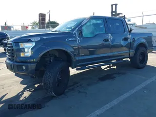 2016 Ford F-150 XL with VIN 1FTEW1CG4GKE46007, listed as a IAAI auction lot 41342218 with 211,015 mi miles and . Bid and sale history available at carsss.com. Image 2.