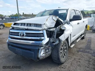2016 Toyota Tundra 4WD Truck SR5 with VIN 5TFDY5F15GX493635, listed as a IAAI auction lot 41839945 with 285,454 mi miles. Bid and sale history available at carsss.com. Image 6.