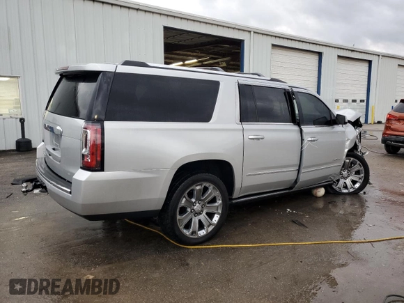 2019 GMC Yukon XL Denali with VIN 1GKS2HKJ6KR303603, listed as a Copart auction lot 45201225 with Not Provided miles and Salvage Title. Bid and sale history available at DreamBid. Image 3.
