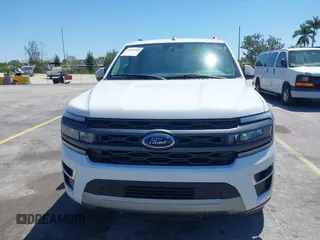 2024 Ford Expedition Limited with VIN 1FMJU1K85REA10326, listed as a IAAI auction lot 42039369 with 2,006 mi miles. Bid and sale history available at carsss.com. Image 12.