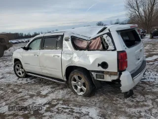 2019 Chevrolet Suburban Premier with VIN 1GNSKJKC6KR336564, listed as a Copart auction lot 84192464 with 44,581 mi miles and Salvage Title. Bid and sale history available at DreamBid. Image 2.