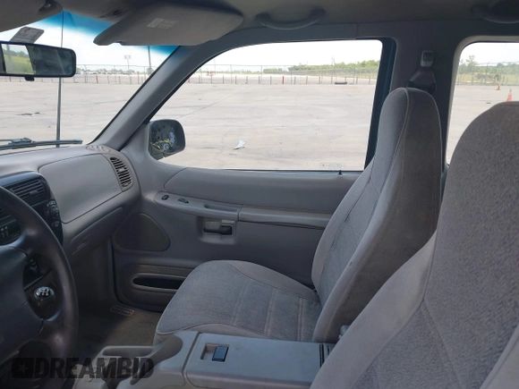 1998 Ford Explorer Sport with VIN 1FMYU22X6WUC66391, listed as a IAAI auction lot 42402582 with 288,018 mi miles and . Bid and sale history available at DreamBid. Image 5.