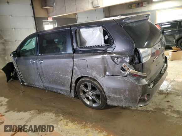 2011 Toyota Sienna SE with VIN 5TDXK3DC4BS119068, listed as a Copart auction lot 45960275 with 73,252 mi miles and Salvage Title. Bid and sale history available at carsss.com. Image 2.