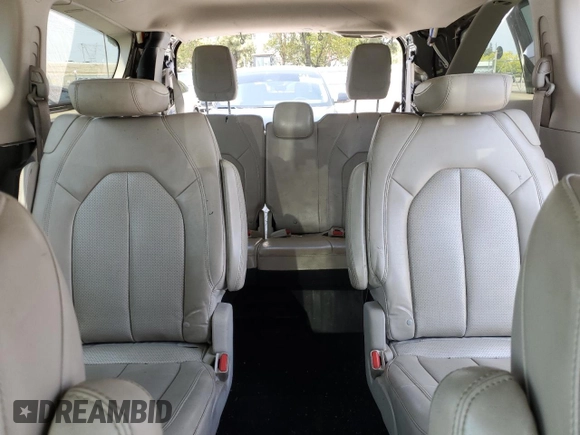 2021 Chrysler Voyager LXi with VIN 2C4RC1DG0MR551892, listed as a Copart auction lot 55516755 with 151,137 mi miles and Clean Title. Bid and sale history available at DreamBid. Image 10.