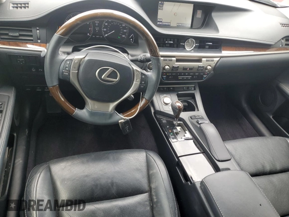 2014 Lexus ES 330 z VIN JTHBK1GG5E2138588, wystawiony jako Copart lot #58828185 z przebiegiem 64 911 mil mil oraz Szkoda całkowita • Salvage title. Historia ofert i sprzedaży dostępna na DreamBid. Obrazek 8.