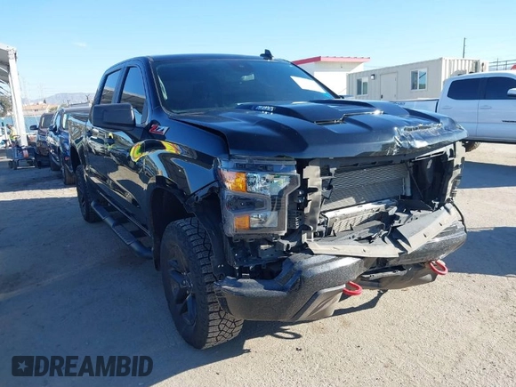 2024 Chevrolet Silverado 1500 Custom Trail Boss with VIN 3GCUDCE84RG129664, listed as a IAAI auction lot 41652172 with 35,644 mi miles. Bid and sale history available at carsss.com. Image 1.
