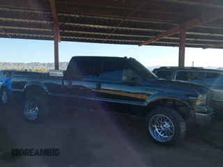 2007 Ford F-250 XL z VIN 1FTSW21P27EB17767, wystawiony jako IAAI lot #41861833 z przebiegiem 363 499 mil mil oraz . Historia ofert i sprzedaży dostępna na DreamBid. Obrazek 12.
