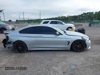 2015 BMW 4 Series 435i z VIN WBA3R1C53FK195523, wystawiony jako IAAI lot #42646432 z przebiegiem 104 756 mil mil oraz . Historia ofert i sprzedaży dostępna na DreamBid. Obrazek 13.