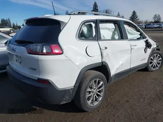 2021 Jeep Cherokee Altitude with VIN 1C4PJLLB9MD250913, listed as a IAAI auction lot 41506985 with 55,458 mi miles. Bid and sale history available at carsss.com. Image 4.