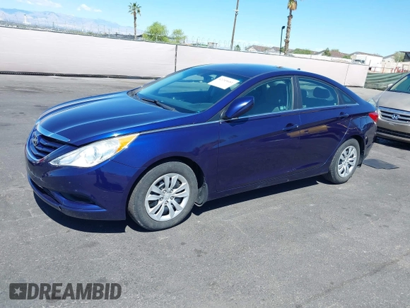 2013 Hyundai Sonata GLS z VIN 5NPEB4AC7DH566018, wystawiony jako IAAI lot #42249681 z przebiegiem 100 998 mil mil oraz . Historia ofert i sprzedaży dostępna na DreamBid. Obrazek 12.