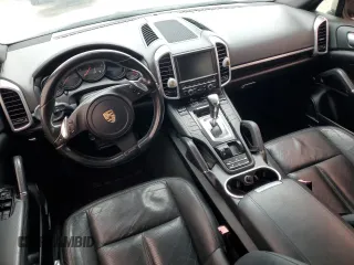 2011 Porsche Cayenne with VIN WP1AA2A2XBLA09320, listed as a Copart auction lot 54893525 with Not provided miles and Salvage title. Bid and sale history available at DreamBid. Image 8.