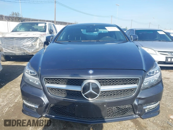 2014 Mercedes-Benz CLS-Class CLS 550 with VIN WDDLJ7DB9EA122846, listed as a IAAI auction lot 41588708 with 52,706 mi miles. Bid and sale history available at carsss.com. Image 12.