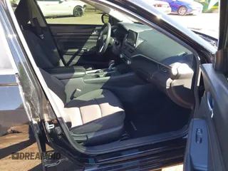 2020 Nissan Altima S z VIN 1N4BL4BVXLC275531, wystawiony jako IAAI lot #41711048 z przebiegiem 119 597 mil mil oraz . Historia ofert i sprzedaży dostępna na DreamBid. Obrazek 5.