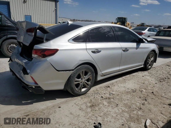 2018 Hyundai Sonata Limited with VIN 5NPE34AF9JH682131, listed as a Copart auction lot 49841385 with 132,617 mi miles and Clean Title. Bid and sale history available at carsss.com. Image 3.