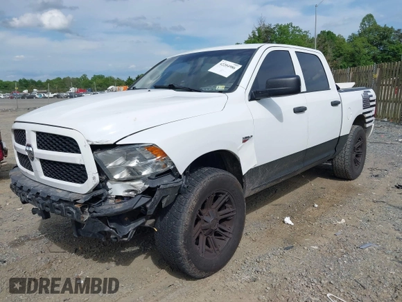 2015 Ram 1500 Express z VIN 1C6RR7KT0FS599158, wystawiony jako IAAI lot #42204986 z przebiegiem 113 478 mil mil oraz . Historia ofert i sprzedaży dostępna na DreamBid. Obrazek 2.