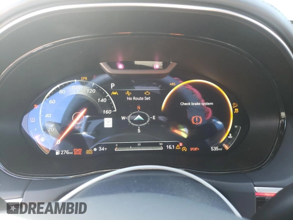 2025 Genesis GV70 2.5T with VIN 5NMMADTB0SH031688, listed as a Copart auction lot 89095825 with 535 mi miles and Salvage title. Bid and sale history available at DreamBid. Image 9.