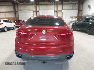 2018 BMW X6 xDrive35i z VIN 5UXKU2C59J0Z62359, wystawiony jako IAAI lot #41866547 z przebiegiem 57 544 mil mil oraz . Historia ofert i sprzedaży dostępna na DreamBid. Obrazek 16.