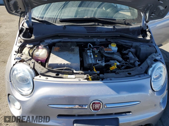 2015 FIAT 500e with VIN 3C3CFFGE6FT672709, listed as a Copart auction lot 77026444 with 44,289 mi miles and Clean Title. Bid and sale history available at carsss.com. Image 11.