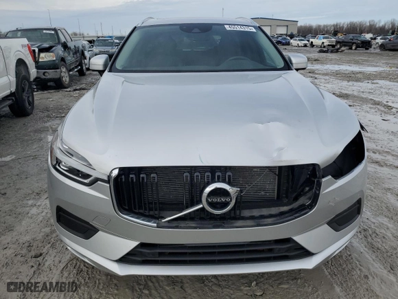 2018 Volvo XC60 Momentum with VIN LYV102RK4JB097096, listed as a Copart auction lot 45514315 with 37,095 mi miles and Salvage Title. Bid and sale history available at carsss.com. Image 5.