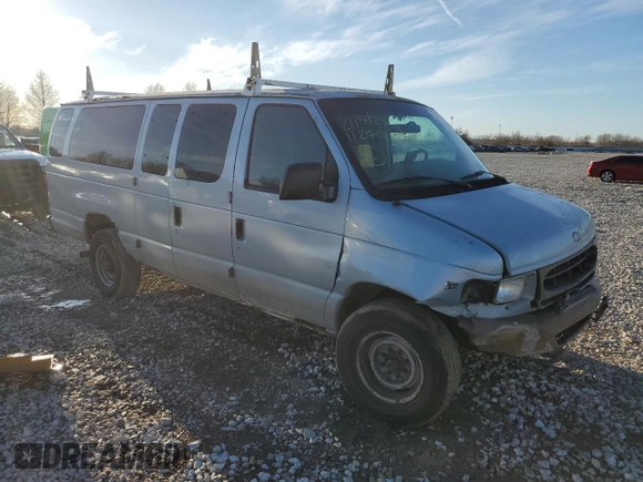 2000 Ford Econoline Passenger XL with VIN 1FBSS31S0YHB66699, listed as a Copart auction lot 46336245 with 189,130 mi miles and Salvage Title. Bid and sale history available at DreamBid. Image 4.