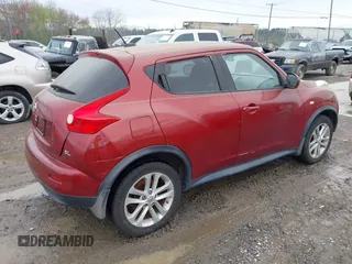 2011 Nissan Juke SL with VIN JN8AF5MR4BT011405, listed as a IAAI auction lot 41989679 with 133,664 mi miles. Bid and sale history available at carsss.com. Image 4.